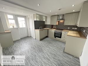 Breakfast Kitchen- click for photo gallery